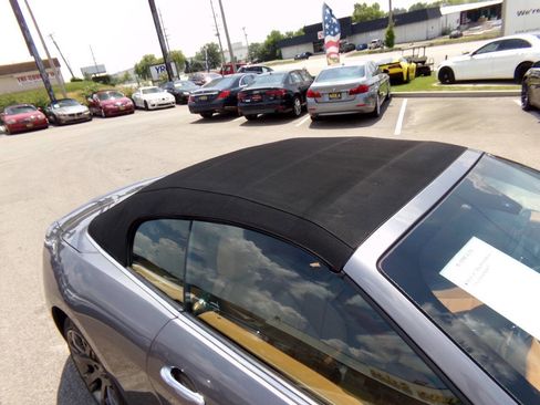 Used 2015 Maserati GranTurismo Convertible image 15