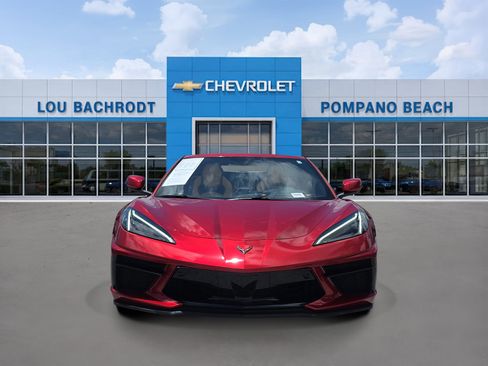 Used 2021 Chevrolet Corvette Stingray Preferred Cpe w/ Z51 Performance Package RWD image 2