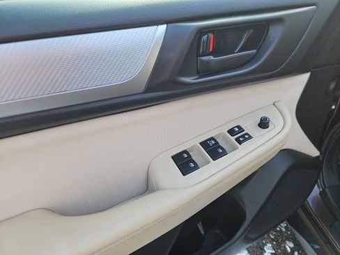 Used 2019 Subaru Outback 2.5i image 25
