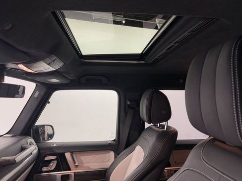Used 2021 Mercedes-Benz G 550 G 550 image 23