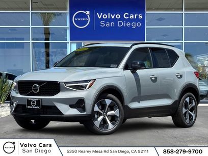 New 2026 Volvo XC40 B5 Plus w/ Protection Package Premier