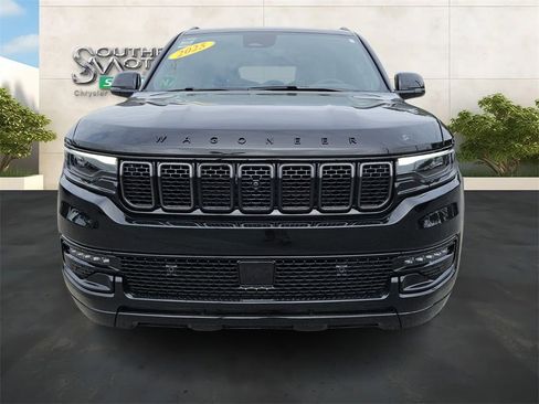 Used 2025 Jeep Wagoneer Series II w/ Convenience Group I AWD/4WD image 8