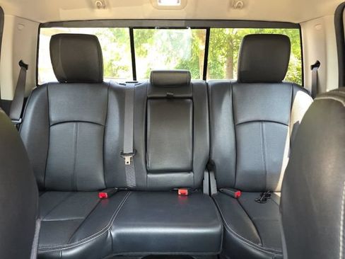 Used 2019 RAM 1500 Laramie w/ Convenience Group AWD/4WD image 13