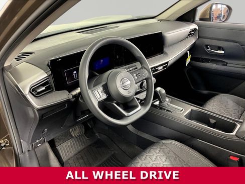 Certified 2025 Nissan Kicks SV AWD/4WD image 15