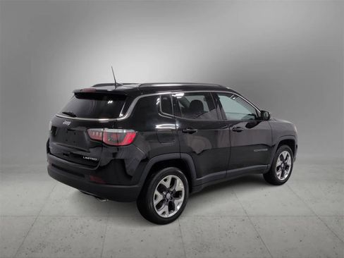 Certified 2018 Jeep Compass Limited w/ Navigation Group image 8