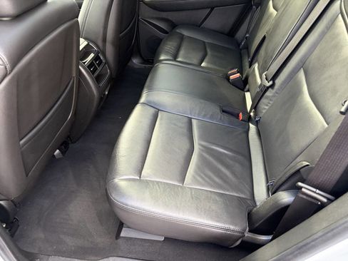 Used 2019 Cadillac XT5 Luxury w/ Sport Package image 20