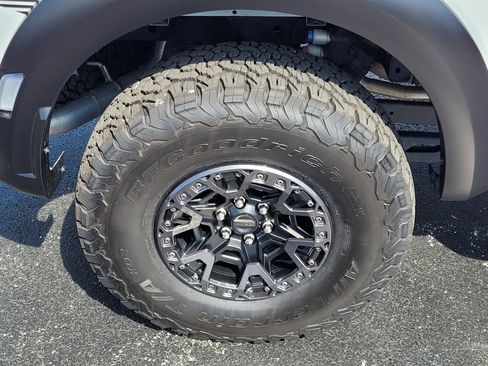 Used 2025 Ford F150 Raptor w/ Equipment Group 803A Raptor R AWD/4WD image 11