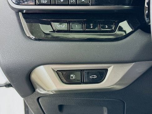 Used 2023 Lexus RX 350 Premium w/ Accessory Package AWD/4WD image 13