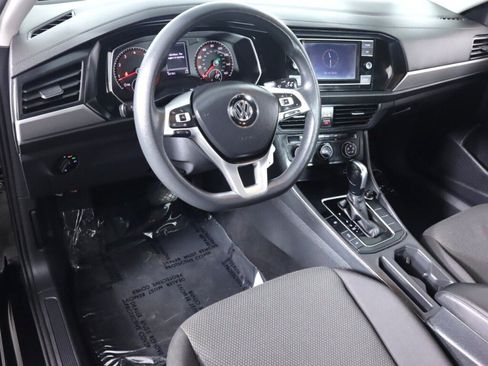 Used 2019 Volkswagen Jetta S w/ Driver Assistance Package FWD image 9