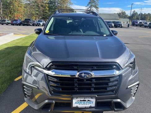 New 2025 Subaru Ascent Limited image 2