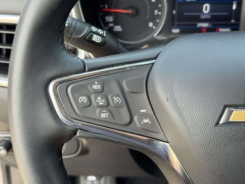 Used 2024 Chevrolet Equinox LT FWD image 12