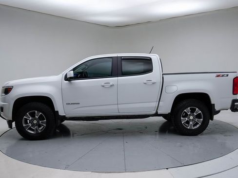 Used 2017 Chevrolet Colorado Z71 image 2