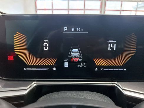 Used 2025 Kia Sorento S w/ Panoramic Sunroof Package image 11