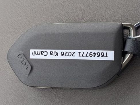 New 2026 Kia Carnival FWD image 31