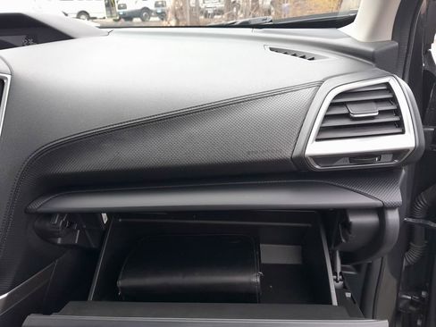 Used 2019 Subaru Forester image 37