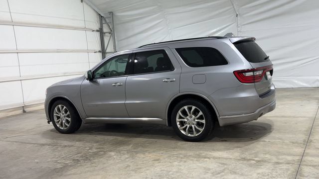 Used 2017 Dodge Durango Citadel w/ Technology Group RWD image 2