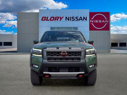 New 2026 Nissan Frontier PRO-4X w/ Pro-4x Convenience Package