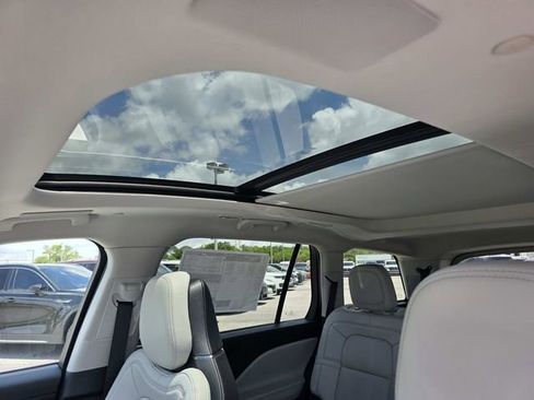 New 2026 Lincoln Aviator Reserve RWD image 9