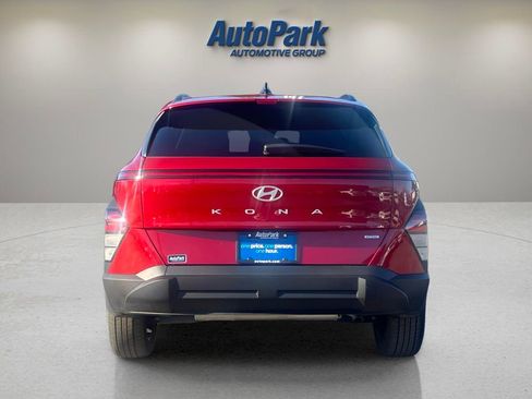 Used 2024 Hyundai Kona SEL image 7