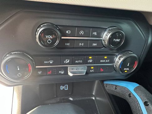 Used 2022 Ford Bronco Wildtrak AWD/4WD image 20