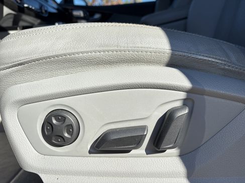 Used 2019 Audi Q7 3.0T Premium Plus w/ Premium Plus Package image 39