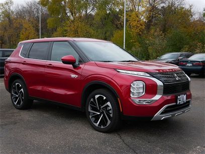 Used 2025 Mitsubishi Outlander SE