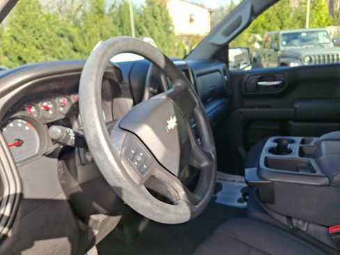 Used 2019 Chevrolet Silverado 1500 Custom w/ Custom Value Package image 25