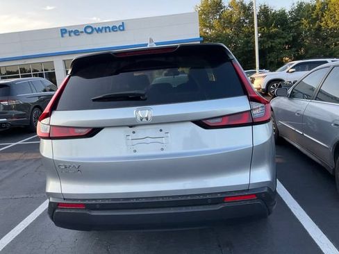 Used 2025 Honda CR-V EX-L image 9