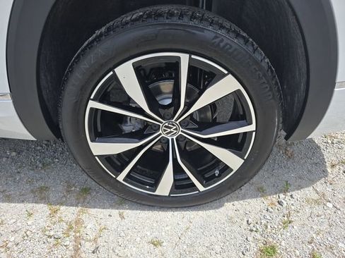 New 2026 Volkswagen Atlas SEL Premium R-Line AWD/4WD image 29