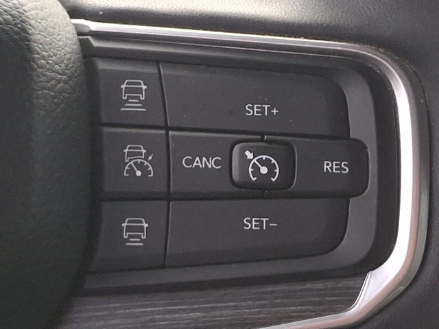 Used 2024 Jeep Wagoneer Series III AWD/4WD image 22