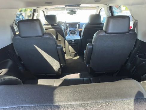 Used 2016 Cadillac Escalade Premium AWD/4WD image 19