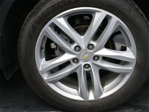 Used 2024 Chevrolet Traverse RS w/ LPO, Floor Liner Package image 11