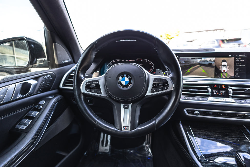 Used 2022 BMW X7 M50i AWD/4WD image 29