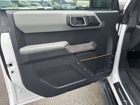 Certified 2022 Ford Bronco Badlands AWD/4WD image 10