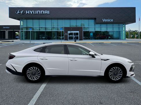 New 2026 Hyundai Sonata Limited FWD image 28