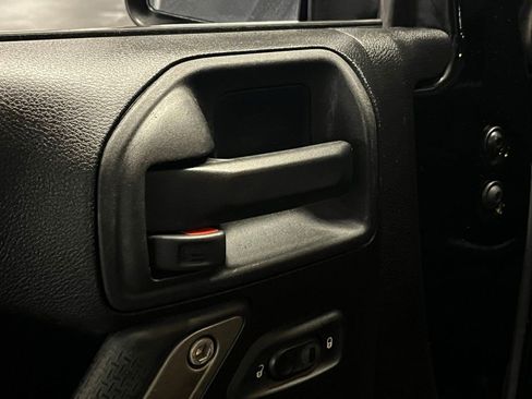 Used 2015 Jeep Wrangler Unlimited Sport w/ Quick Order Package 24S image 11