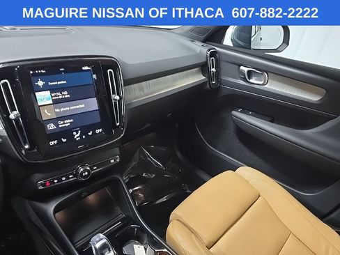 Used 2021 Volvo XC40 T5 Inscription w/ Climate Package AWD/4WD image 26