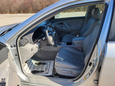 Used 2009 Toyota Camry Hybrid image 11