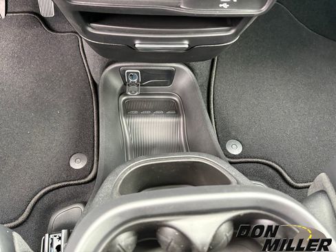 New 2026 Chrysler Pacifica Select image 21