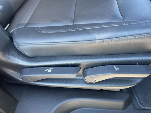 Used 2021 Chevrolet Tahoe Z71 w/ Z71 Off-Road Package image 64