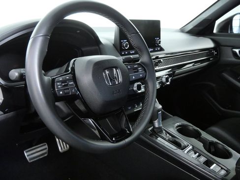 Used 2025 Honda Civic Sport image 19