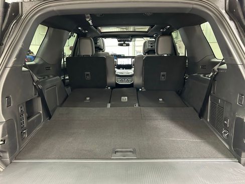 New 2026 Ford Expedition Tremor image 33