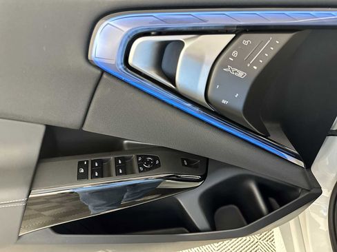 New 2026 BMW X3 xDrive30 w/ M Sport Package image 13