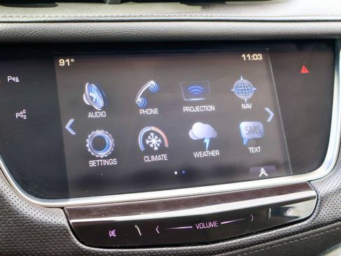 Used 2019 Cadillac XT5 Premium Luxury w/ Driver Assist Package FWD image 6