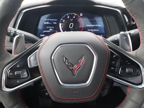 Used 2023 Chevrolet Corvette Stingray Premium Conv w/ Z51 Performance Package image 20