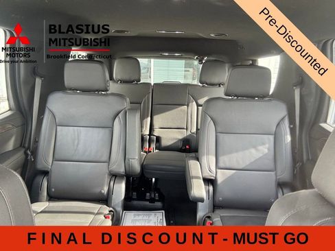 Used 2023 Chevrolet Tahoe Z71 w/ Luxury Package AWD/4WD image 29