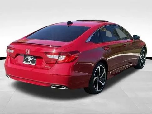 Used 2021 Honda Accord Sport image 6