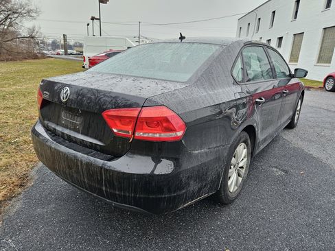 Used 2013 Volkswagen Passat 2.5 S image 8