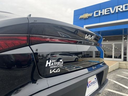 Used 2025 Kia K4 LXS image 19