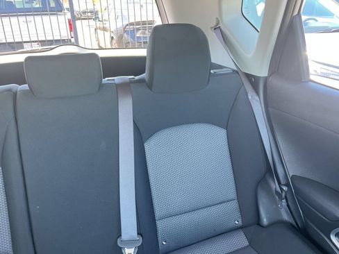 Used 2025 Kia Soul LX w/ LX Technology Package FWD image 21